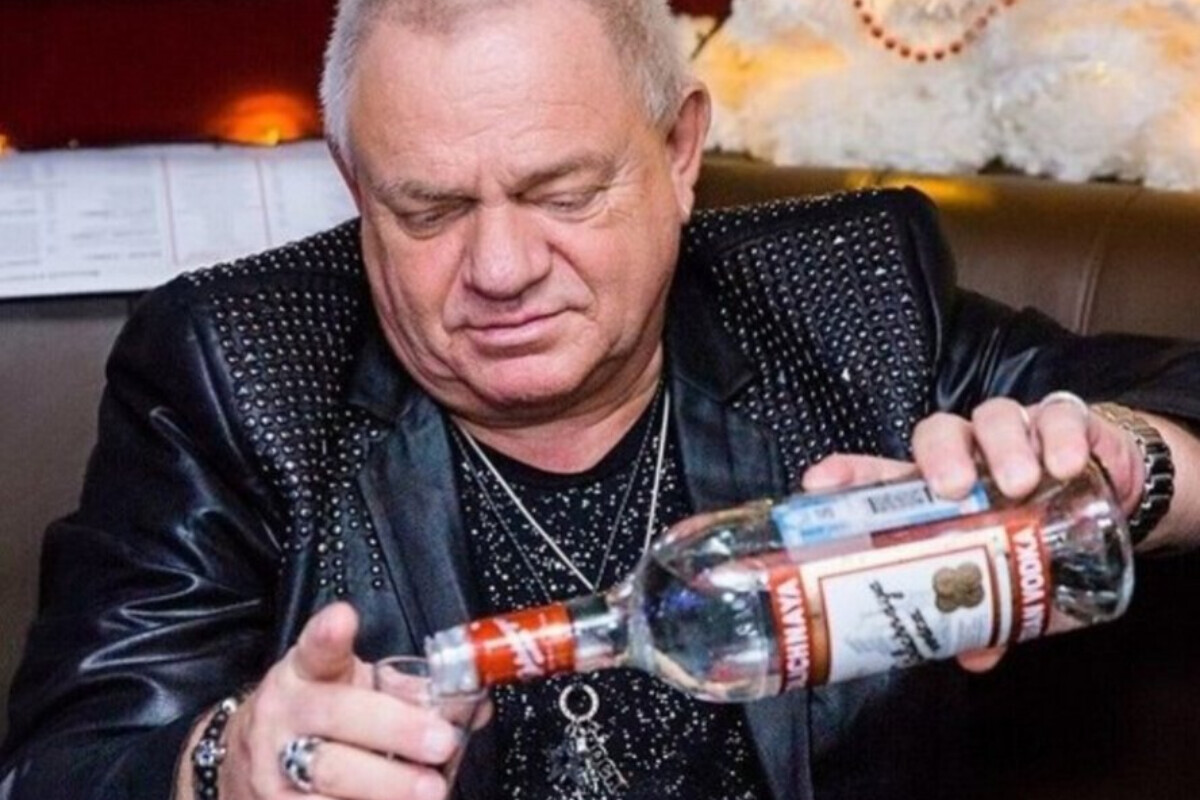 <p>Nə üçün yaşlandıqca alkoqolun öhdəsindən gəlmək çətinləşir?</p>