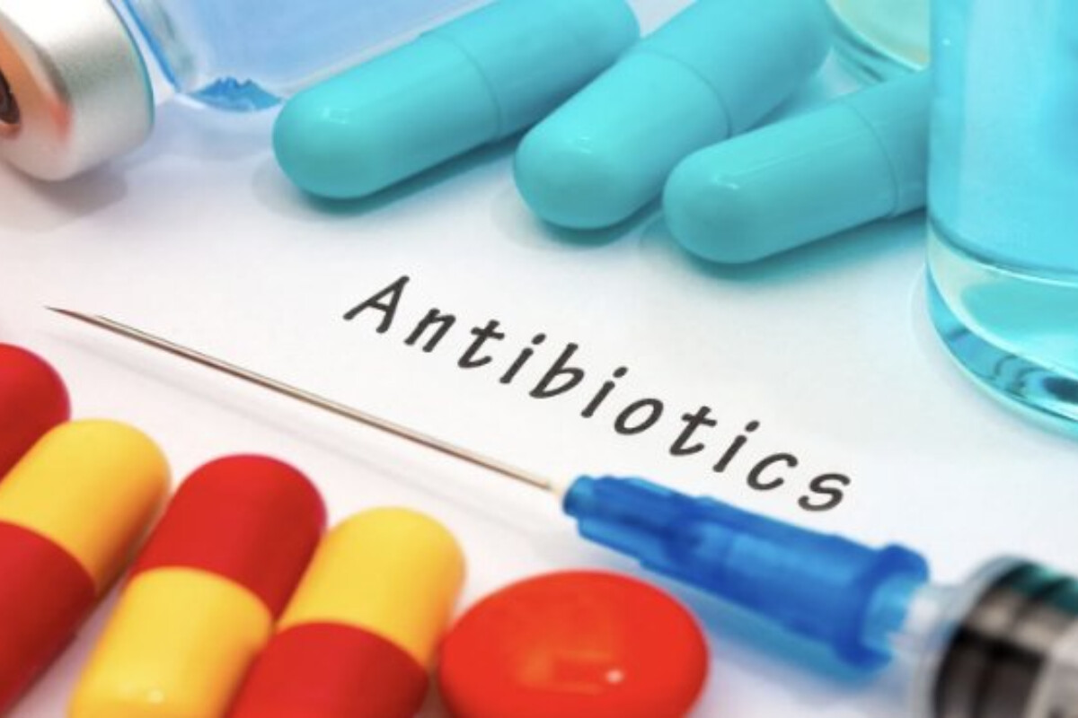 <p>Antibiotiklər soyuqdəymə üçün faydasızdır, soyuqdəyməyə bakteriya deyil, viruslar səbəb olur</p>