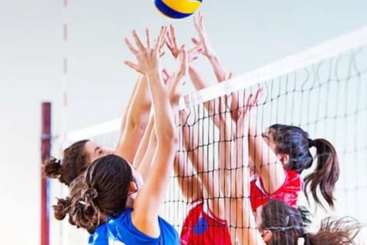 <p>Qadın voleybolçular 8-ci tura start verəcəklər</p>