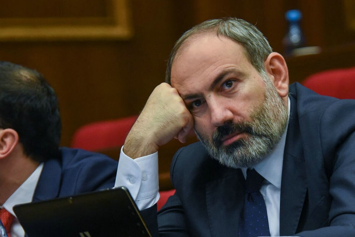 <p>Paşinyan: "Pulumuz var, bəxtimiz gətirmir"</p>