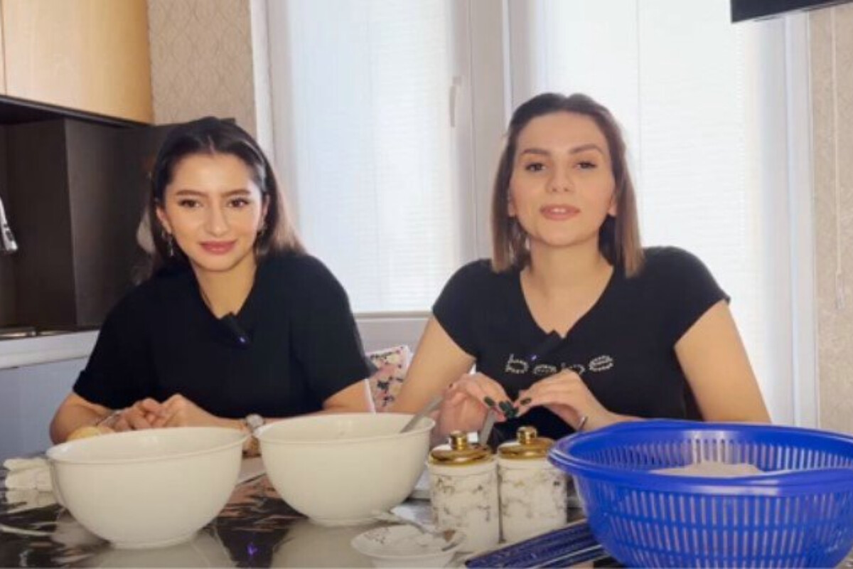 <p>Fərqli iş dünyasından insanlar 