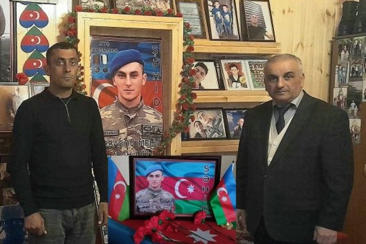 <p>Sərrast atıcı, xilaskar döyüşçü</p>