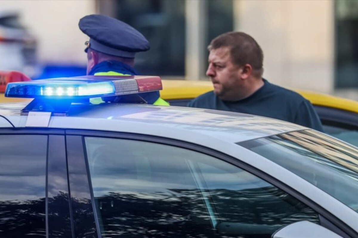 <p>Ticarət mərkəzinə bomba qoyulmasına görə cinayət işi açıldı</p>