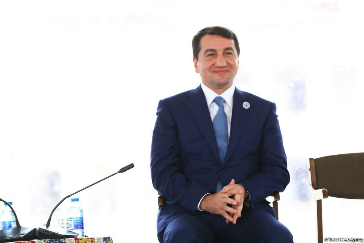 <p>Hikmət Hacıyev: COP29 Azərbaycan üçün həm çağırış, həm də fürsətdir</p>