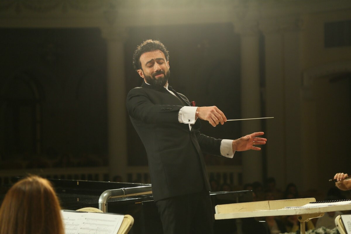 <p>Dirijor Azad Əliyevin xatirəsinə həsr olunmuş konsert keçirildi</p>
