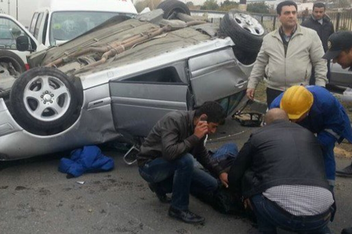 <p>Xocavənddə fəhlələri daşıyan avtomobil aşdı</p>

<p> </p>