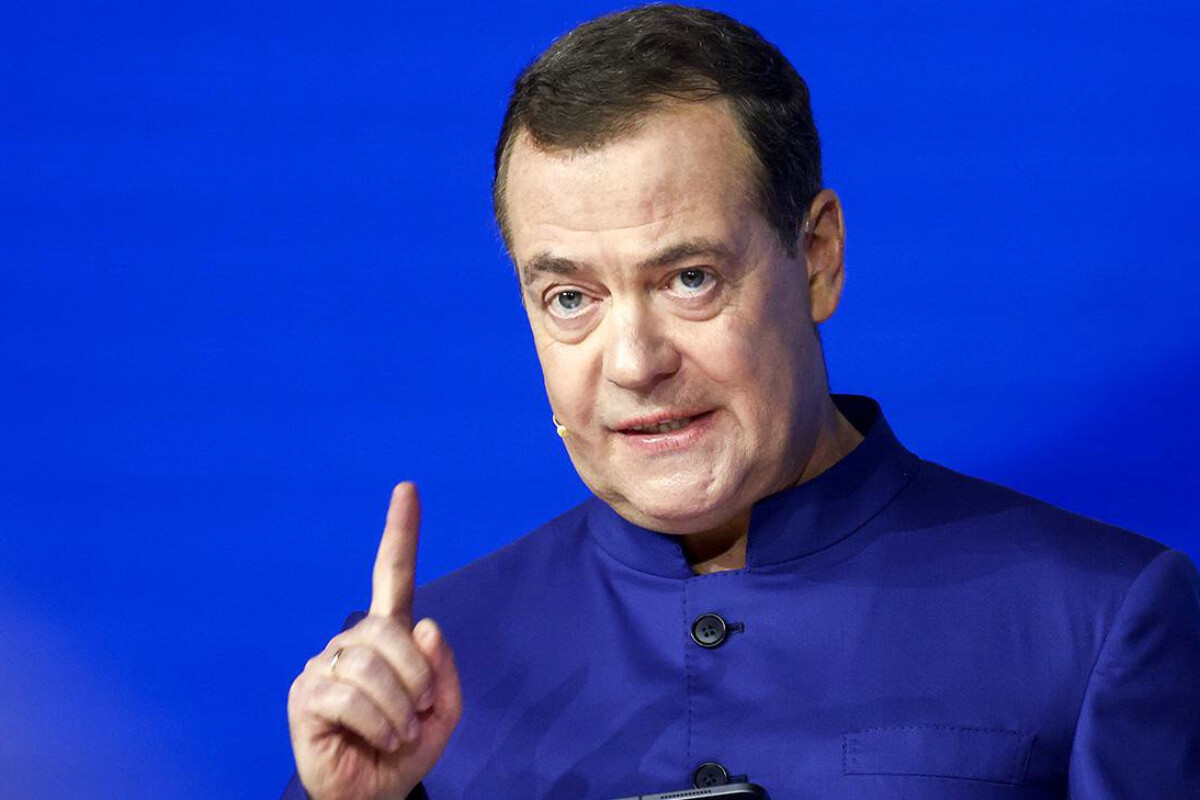 <p>Medvedev ABŞ, Böyük Britaniya və Aİ liderlərini “Krokus”da terror aktının ortağı adlandırıb</p>