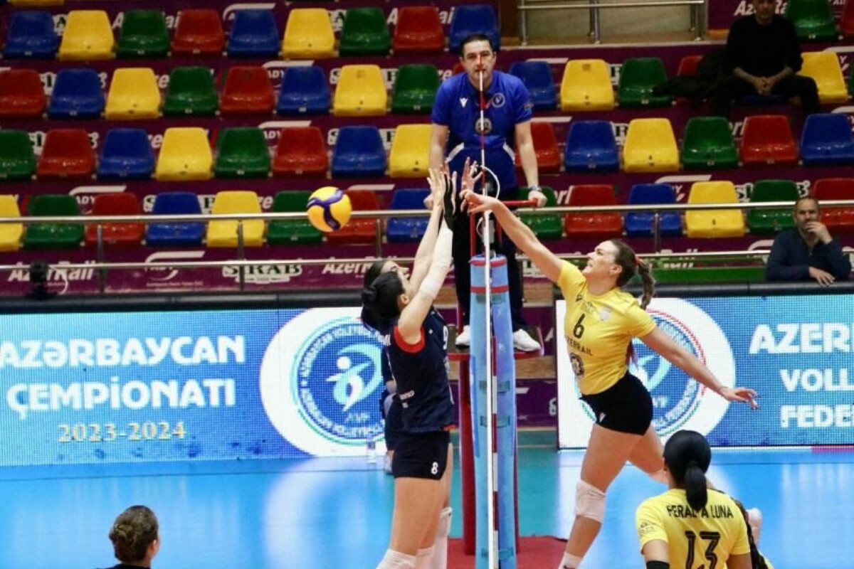 <p>Qadın voleybolçular növbəti tura başlayacaqlar</p>