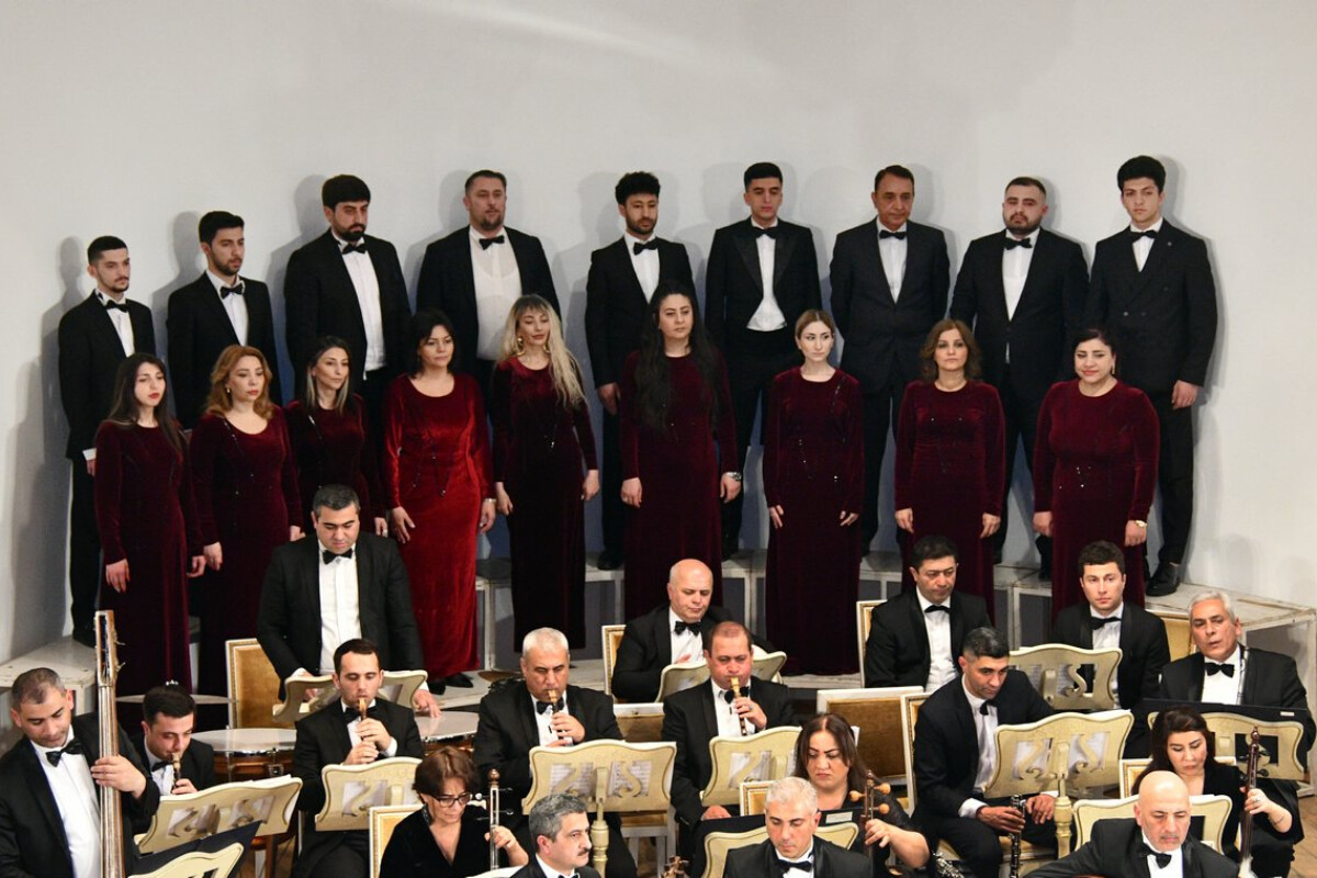 <p>Filarmoniyada Dövlət Xalq Çalğı Alətləri Orkestrinin konserti</p>