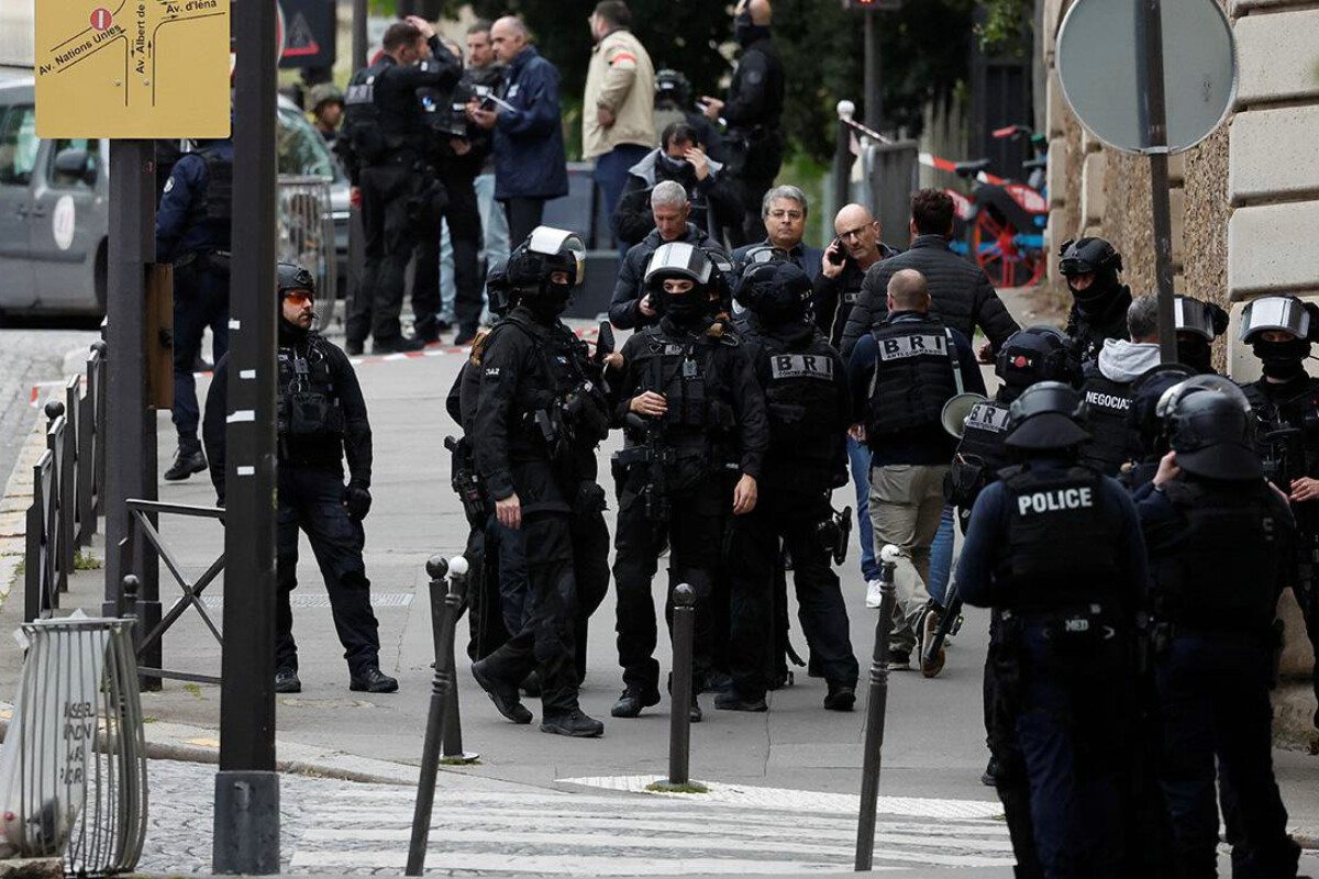 <p>Polis İranın Parisdəki səfirliyini bombalamaqla hədələyən şəxsi saxlayıb</p>