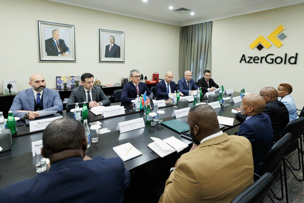 <p>“AzerGold” QSC-də keniyalı iş adamları ilə görüş keçirilib</p>