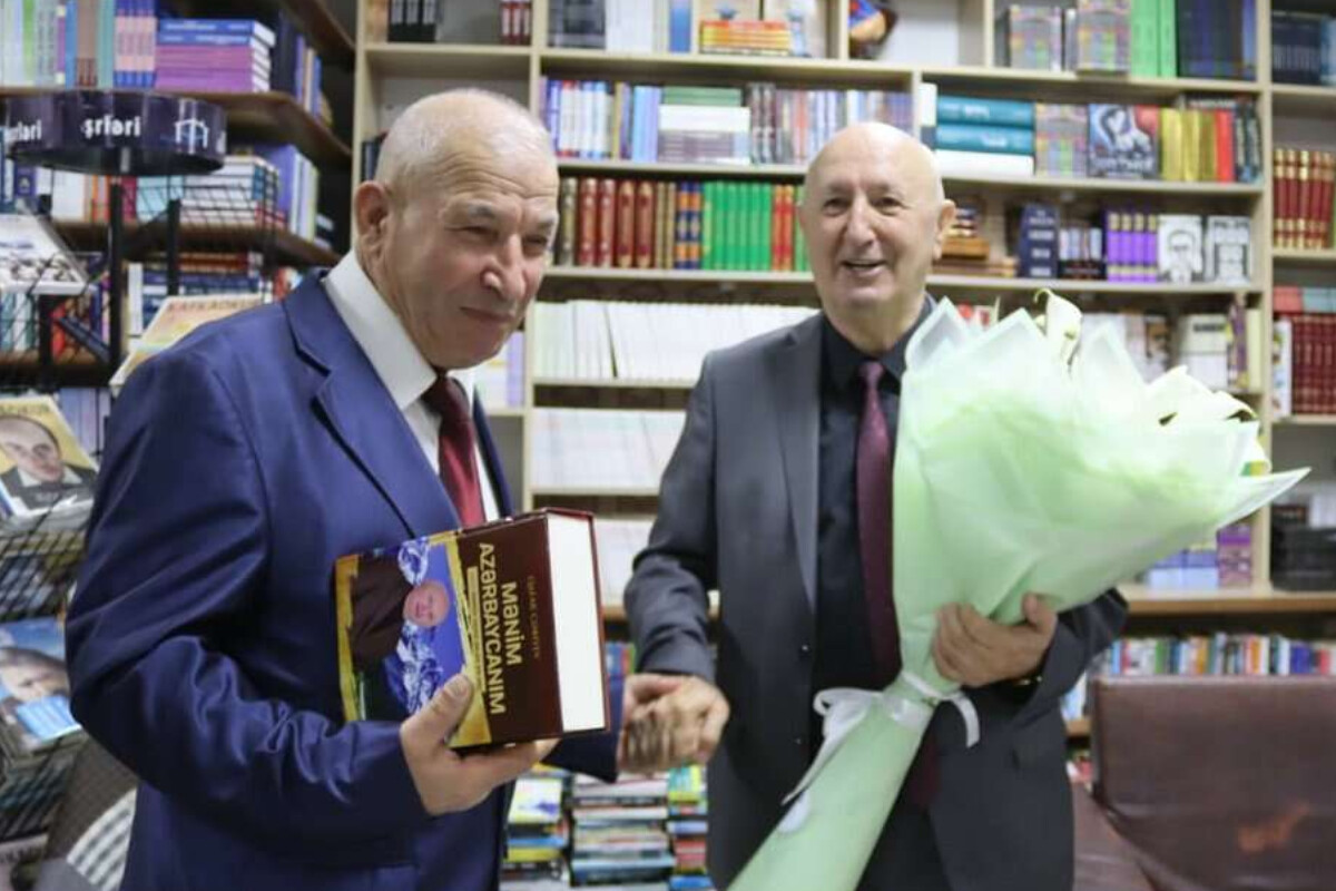 <p>Tanınmış tarixçi alim Qafar Cəbiyevin kitabının təqdimatı keçirilib</p>

<p> </p>