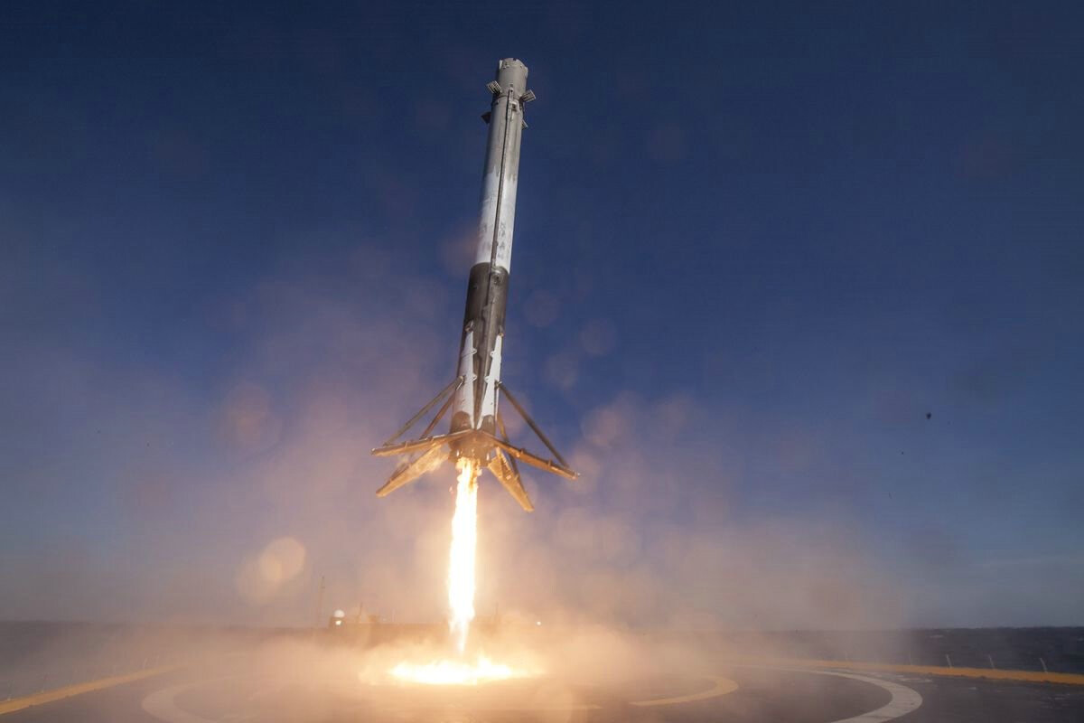 <p>Tayvan SpaceX-in köməyi ilə ilk rabitə peykini orbitə çıxaracaq</p>