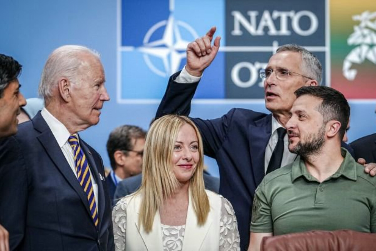 <p>NATO üzvləri baş katibə Ukrayna ilə bağlı...</p>