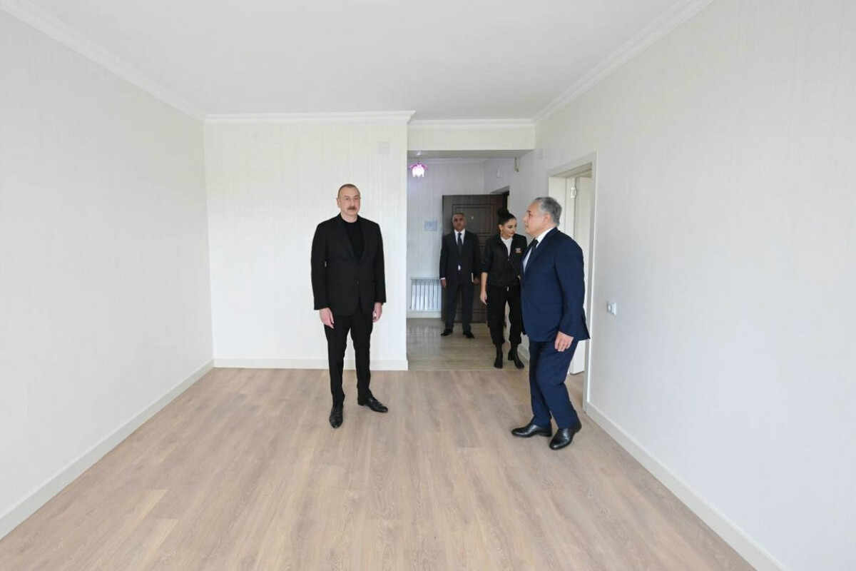 <p>Prezident və birinci xanım Xocalı şəhərində</p>