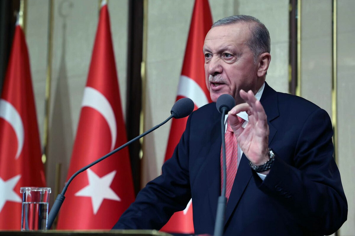 <p>Ərdoğan ABŞ və Avropanı “bəşəriyyəti məhv etməkdə” ittiham edib</p>