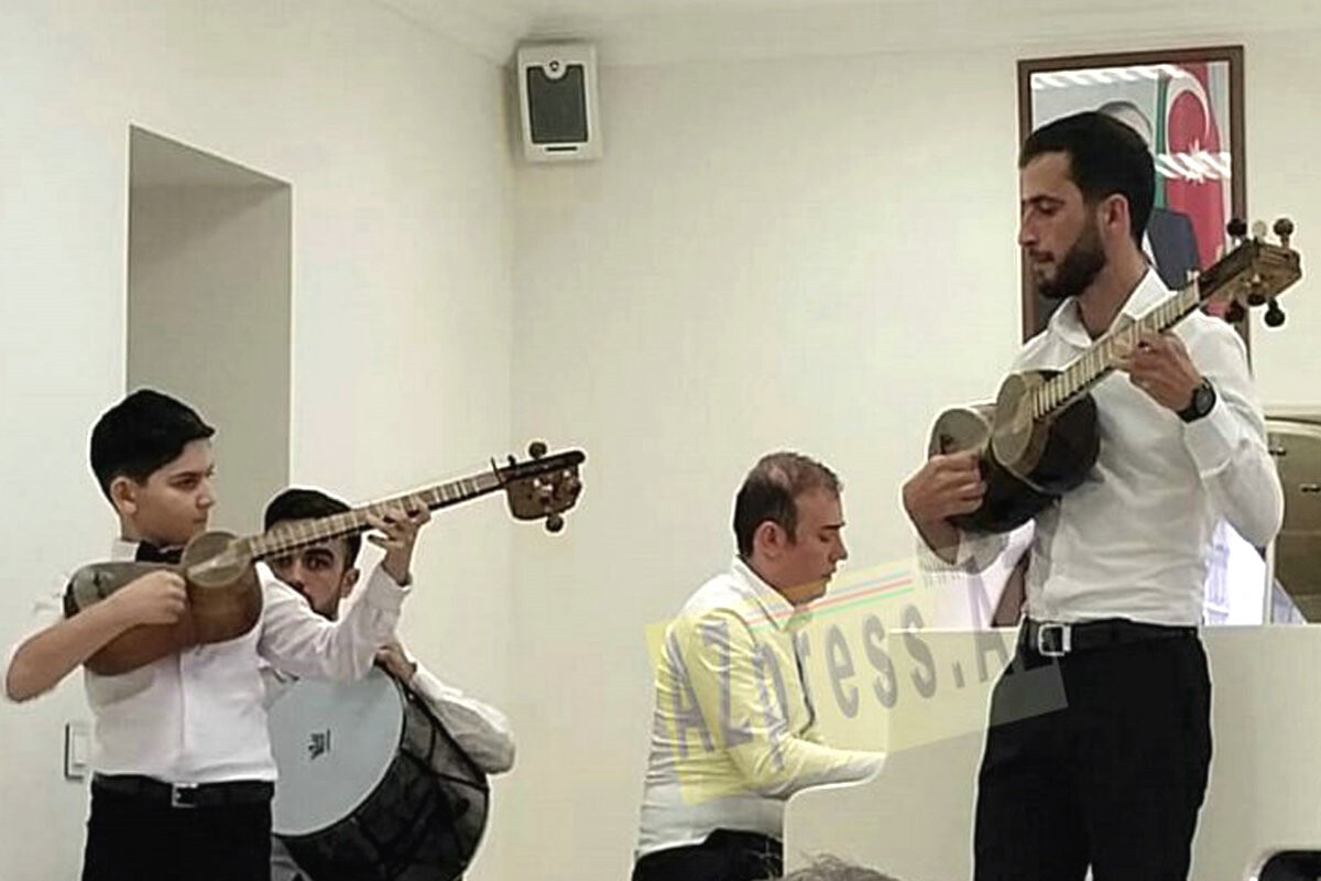 <p>6 nömrəli Uşaq Musiqi Məktəbində yekun konsert keçirildi</p>