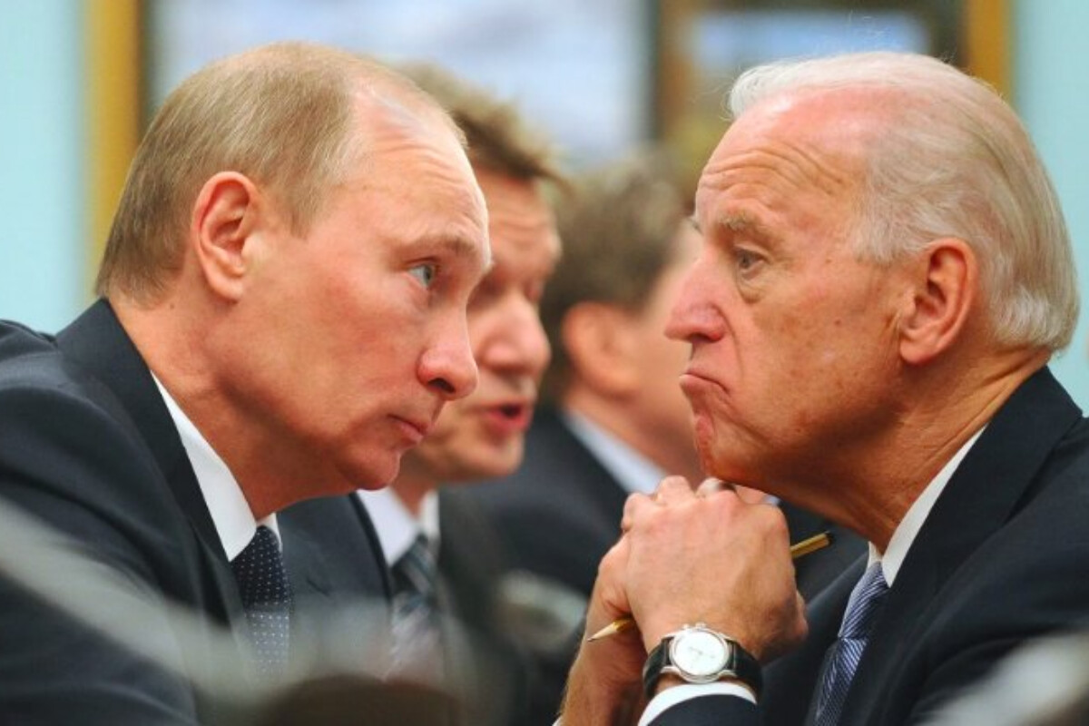 <p>Bayden Hitler və Putin arasında paralellər aparıb</p>