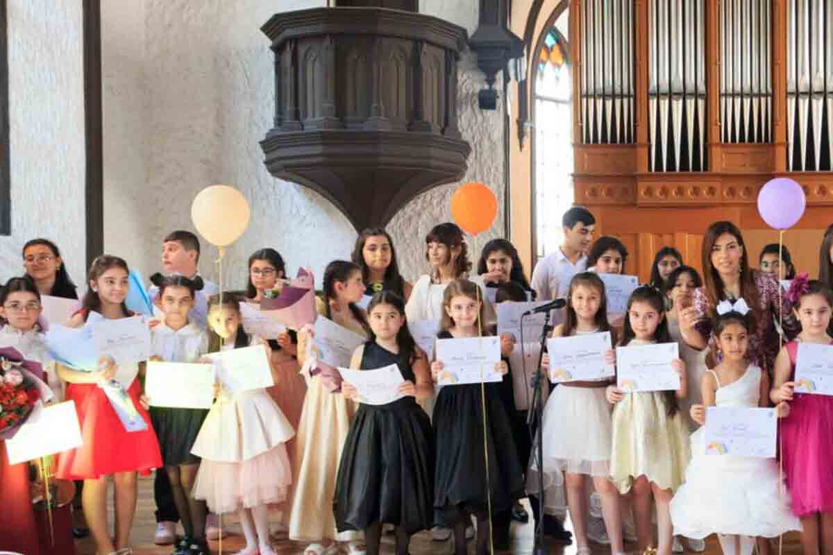 <p>1 İyun – Uşaqların Beynəlxalq Müdafiəsi Gününə həsr olunmuş konsert keçirilib</p>