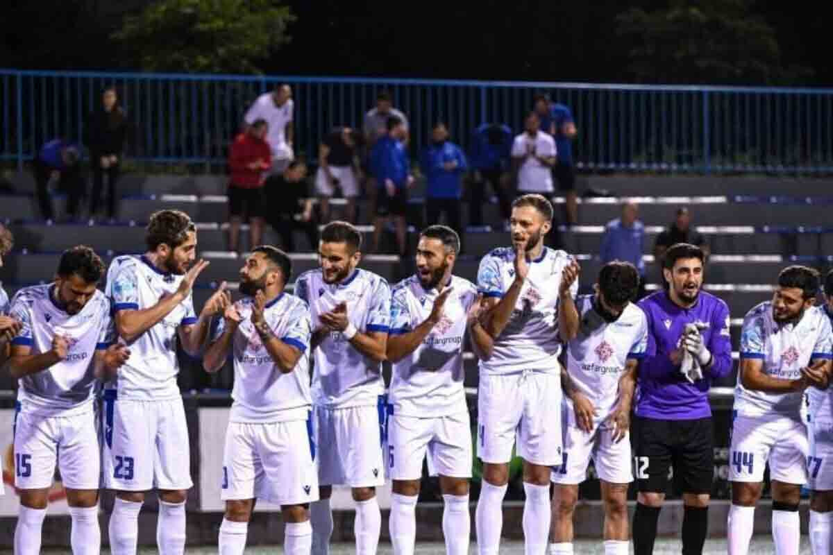 <p>Azərbaycan millisi AÇ-ya qələbəylə başlayıb</p>