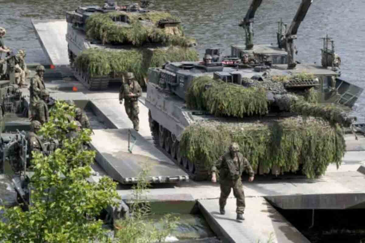<p>NATO Rusiyanın sərhədləri yaxınlığında nüvə təlimlərinə başlayıb</p>