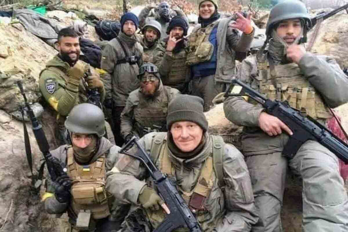 <p>Ukraynadakı xarici muzdlular ölüm qorxusundan...</p>