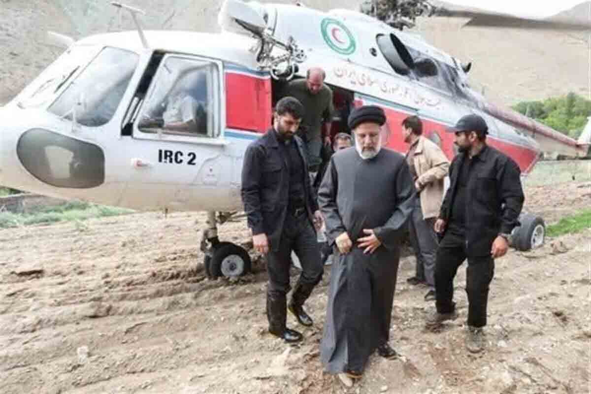 <p>İran Prezidentinin helikopterini idarə edən pilotların FOTOSU</p>