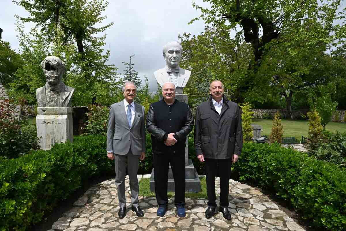 <p>İlham Əliyev və Aleksandr Lukaşenko Şuşada Bülbülün ev-muzeyində olublar</p>