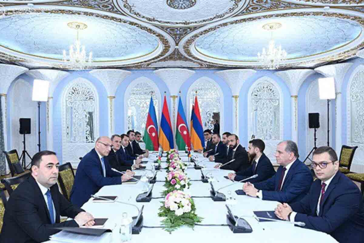 <p>Almatıda XİN rəhbərlərinin görüşü başa çatıb</p>