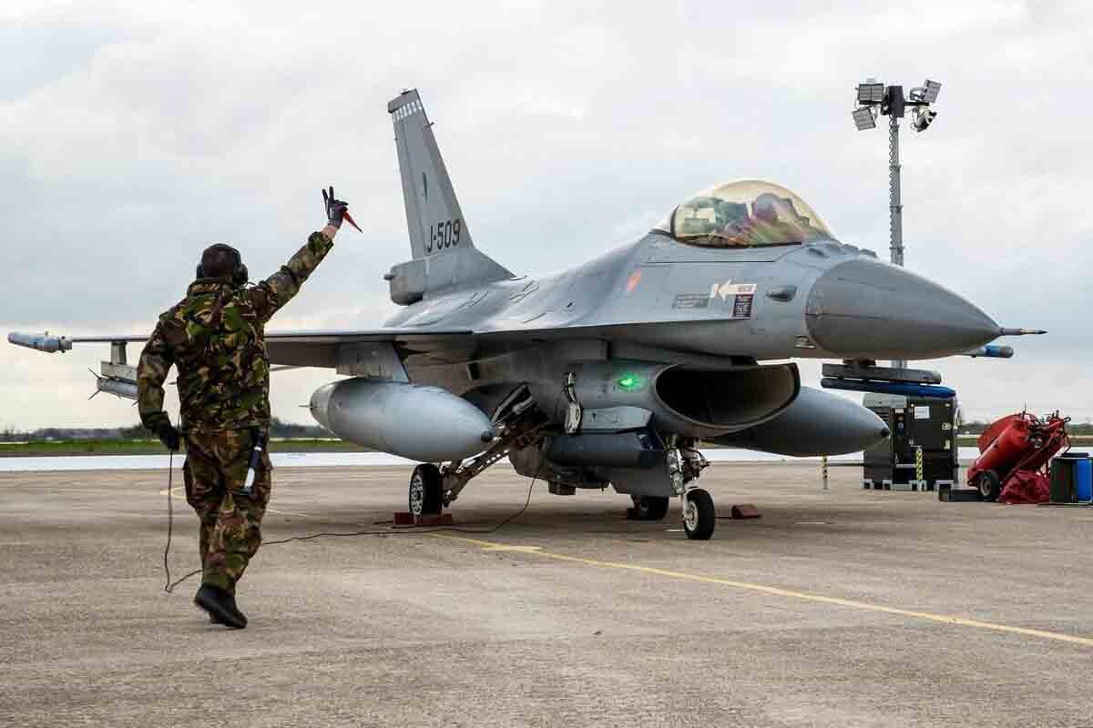 <p>Ukrayna yayda ilk F-16-ları alacaq</p>