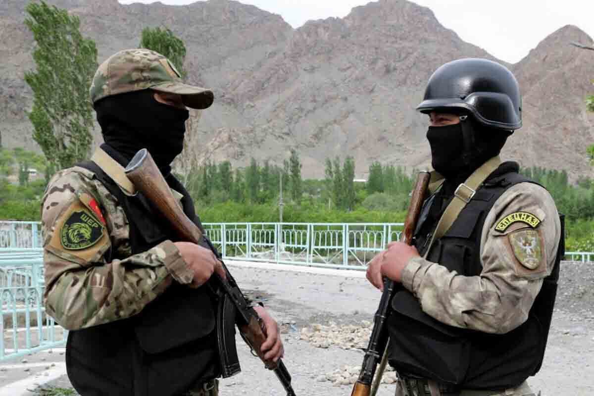 <p>Qırğızıstan və Tacikistan sərhədində atışma baş verib</p>