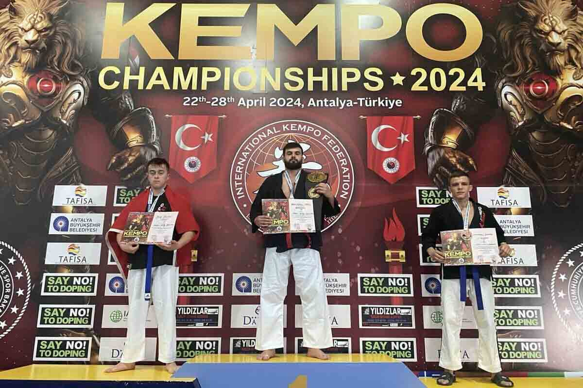 <p>Kempoçularımız Dünya çempionatı və kubokunda iştirak edib- (YENİLƏNDİ)</p>