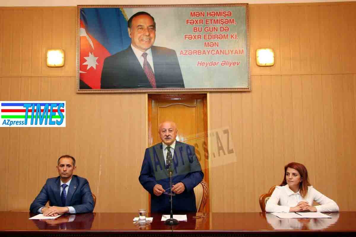 <p>Ağcabədidə Dövlət Qulluqçularının peşə bayramı qeyd olundu</p>