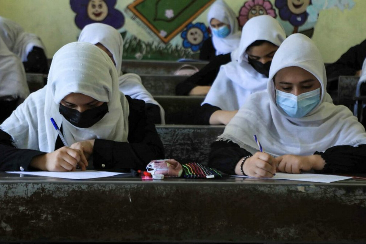 <p>"Taliban" özəl qız məktəbinin fəaliyyət göstərməsinə icazə verdi</p>