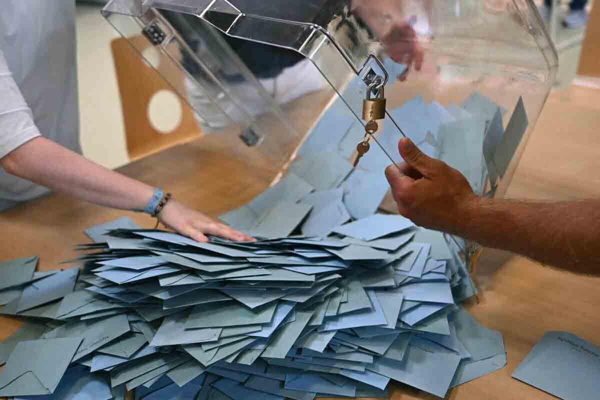 <p>Fransada parlament seçkiləri: ikinci turun nəticələri məlum olub</p>