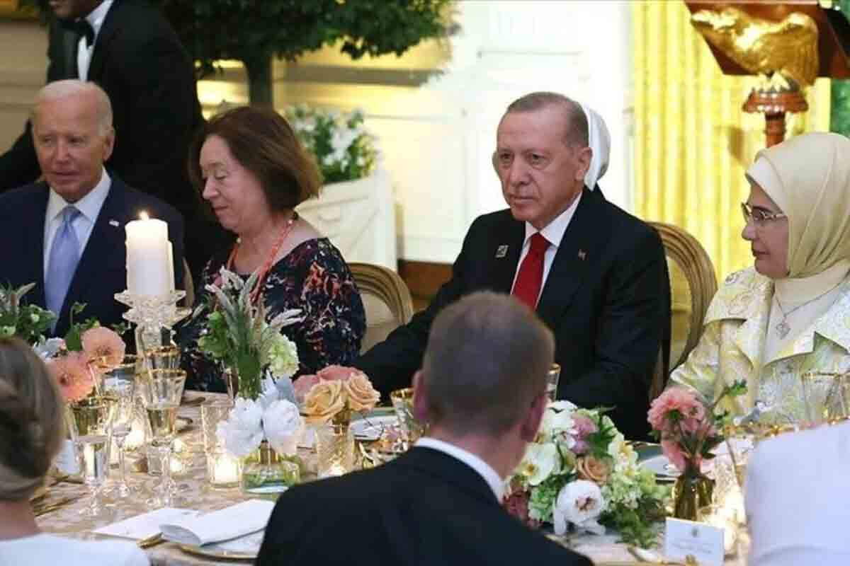 <p>Ərdoğan və xanımı Ağ Evdə </p>