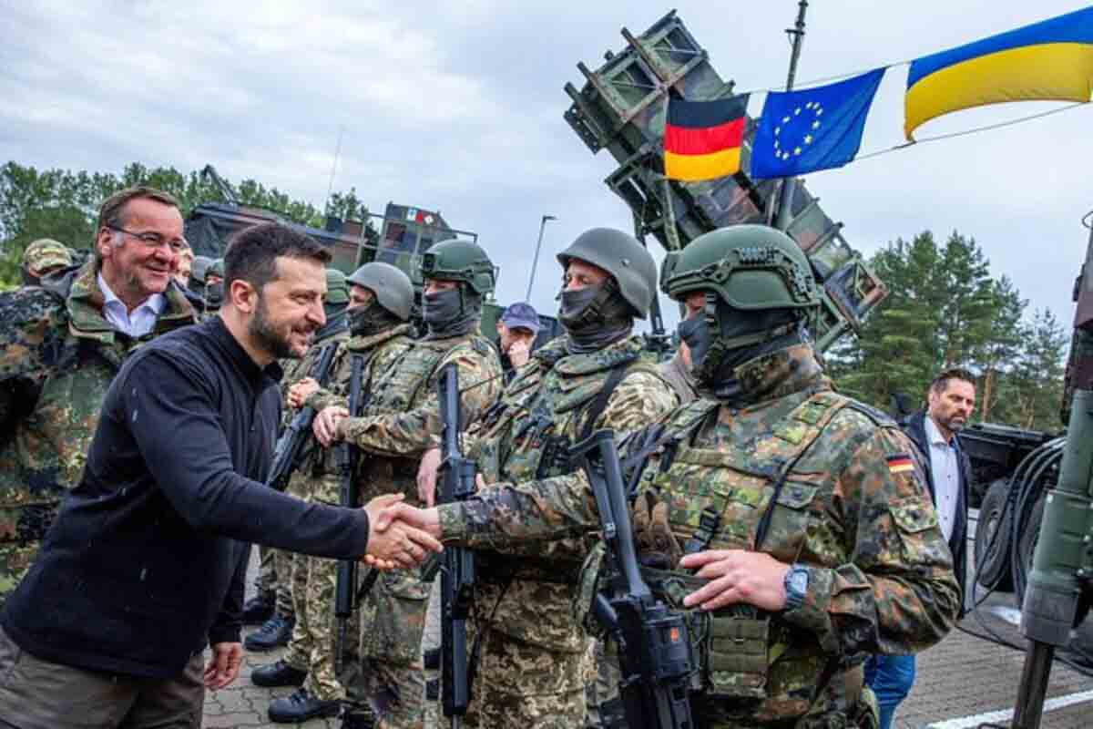 <p>Almaniya Ukrayna Silahlı Qüvvələrinə məxfi yardım paketi ötürərkən tutulub</p>