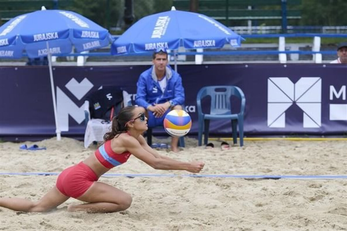 <p>Voleybolçularımız AÇ-də mübarizəni dayandırıblar</p>