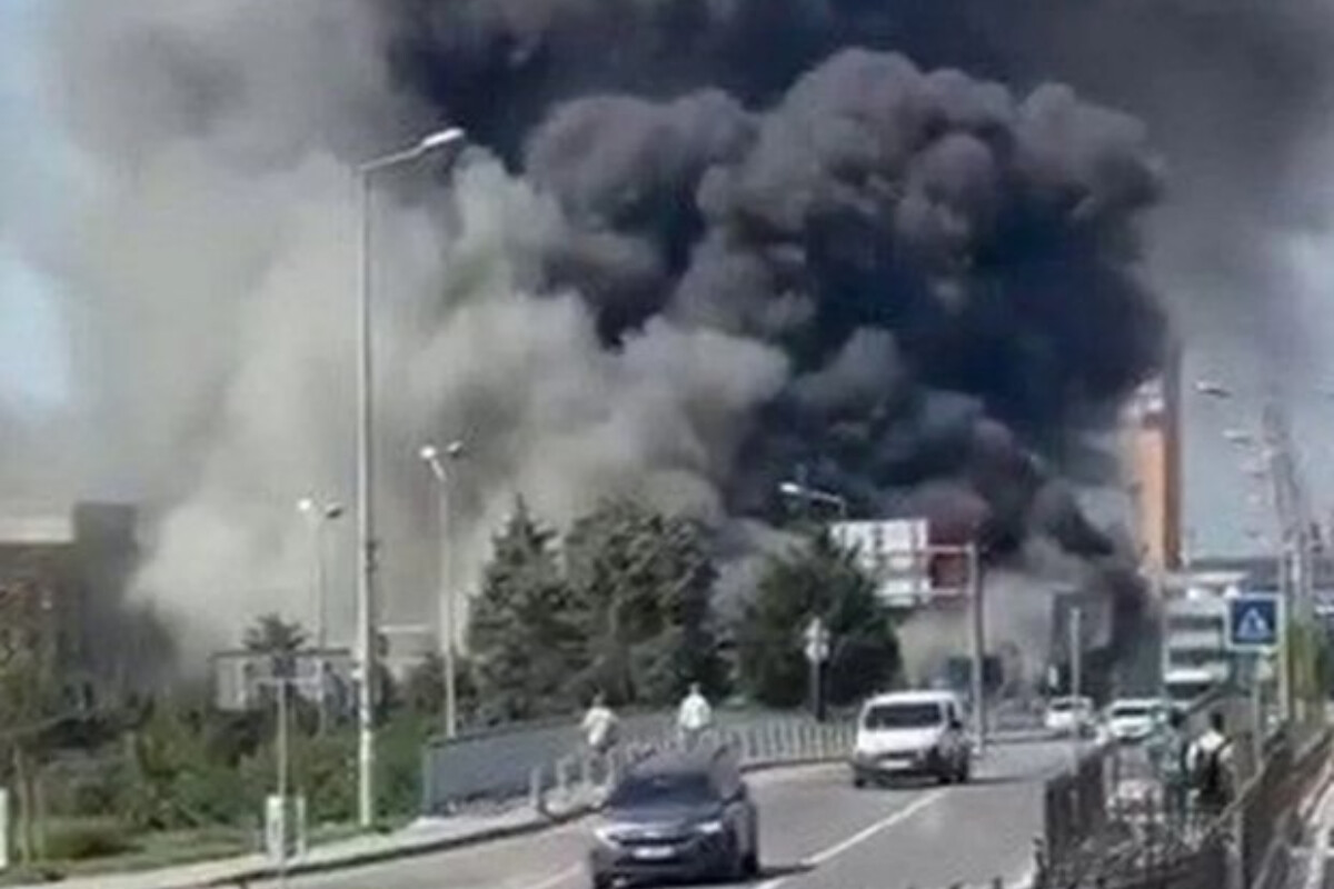 <p>Gəmi emalatxanasında YANĞIN</p>