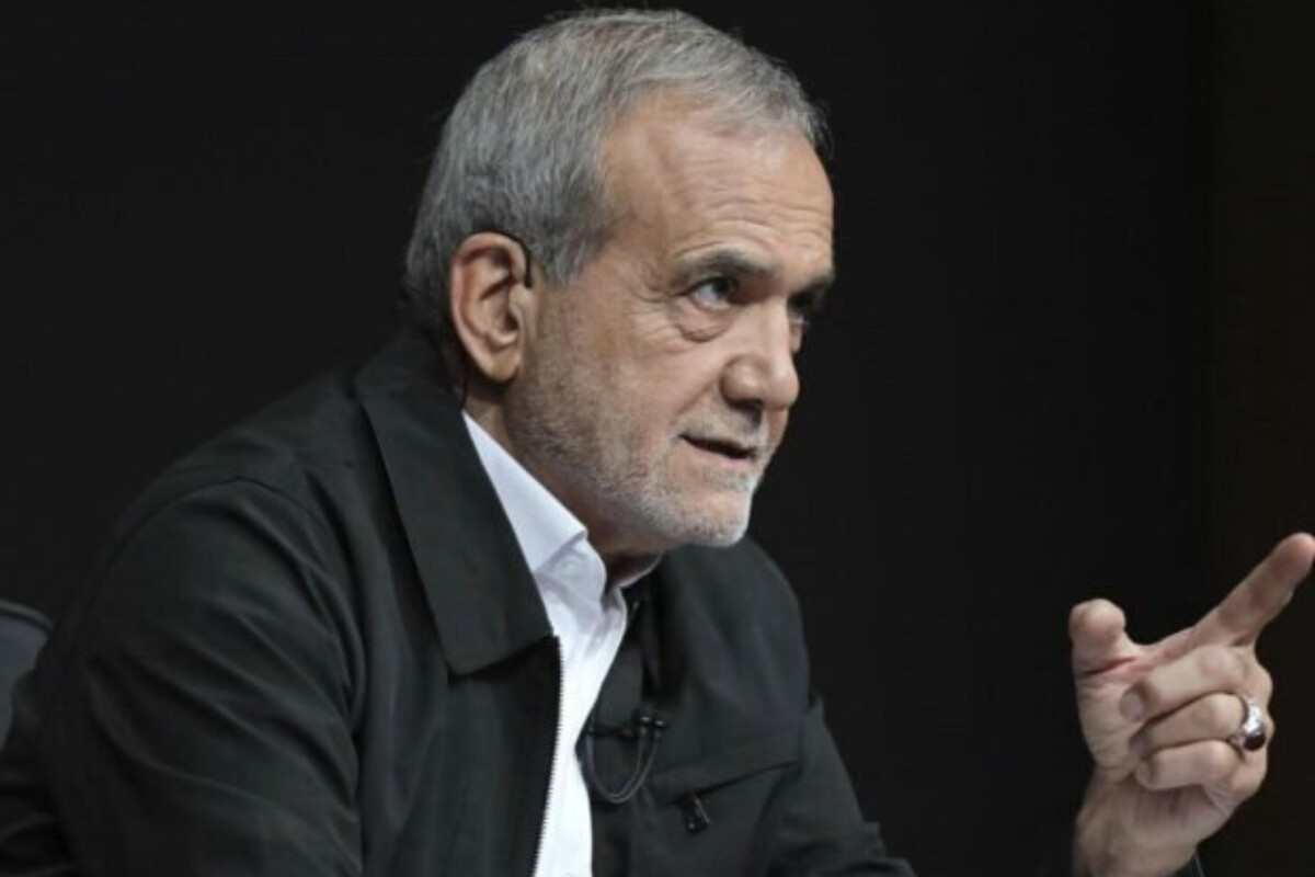 <p>Pezeşkiandan Makrona XƏBƏRDARLIQ</p>