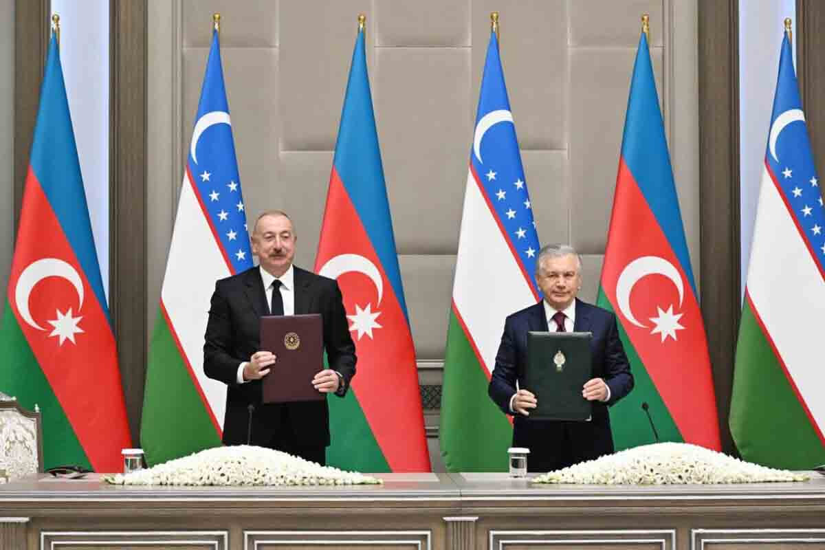 <p>Azərbaycan-Özbəkistan sənədləri imzalanıb</p>