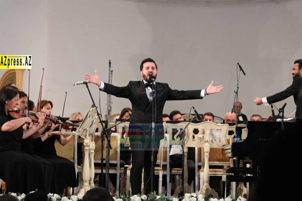 <p>Üzeyir Hacıbəyli XVI Beynəl xalq Musiqi&nbsp;Festivalının açılış mərasimi olub</p>