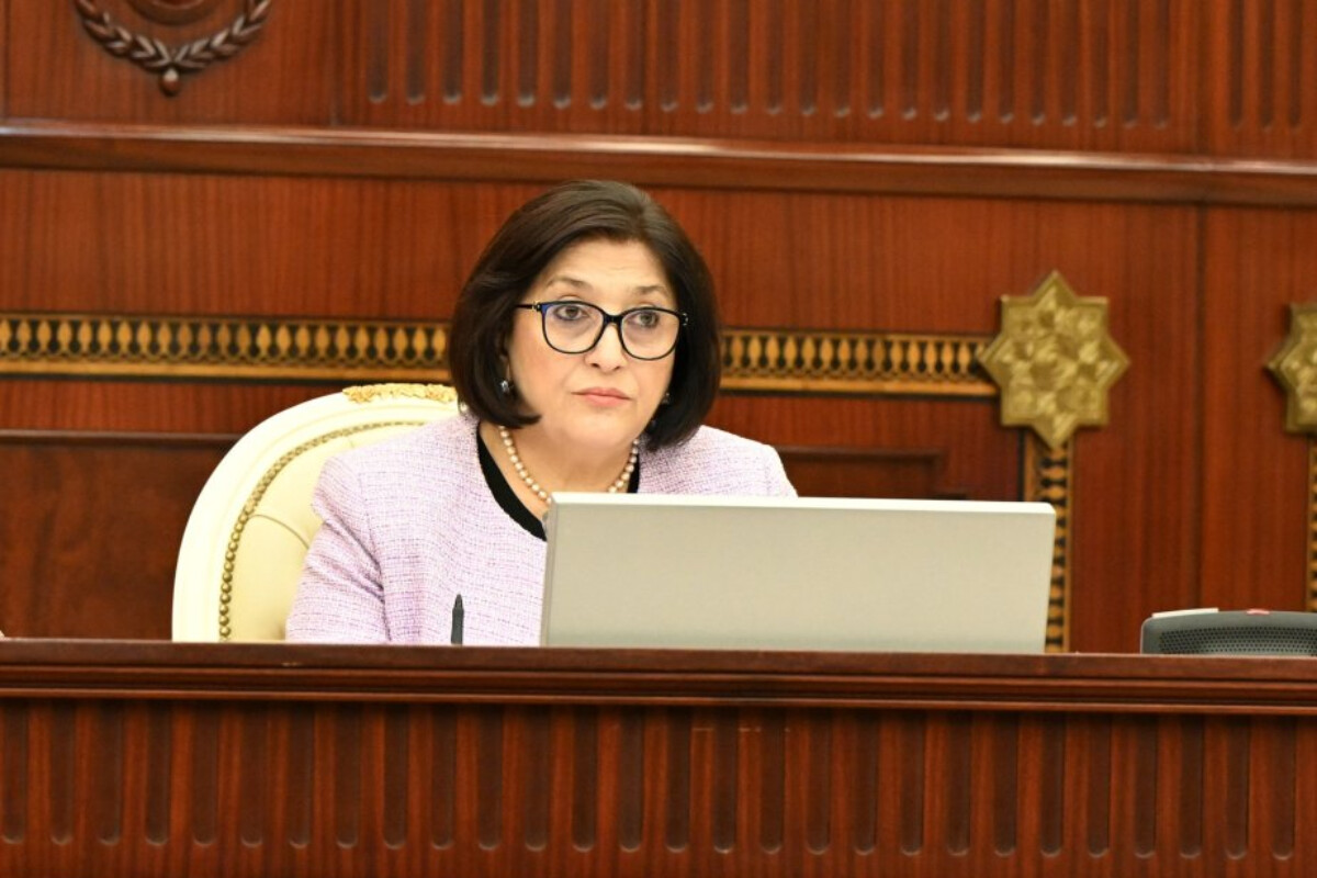 <p>Sahibə Qafarova Milli Məclisin sədri seçildi</p>