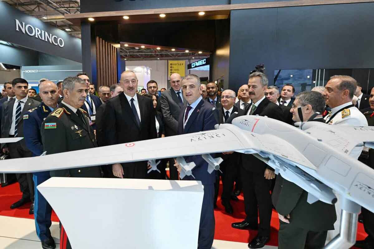 <p>İlham Əliyev ADEX-2024 Müdafiə Sərgisində <span style=