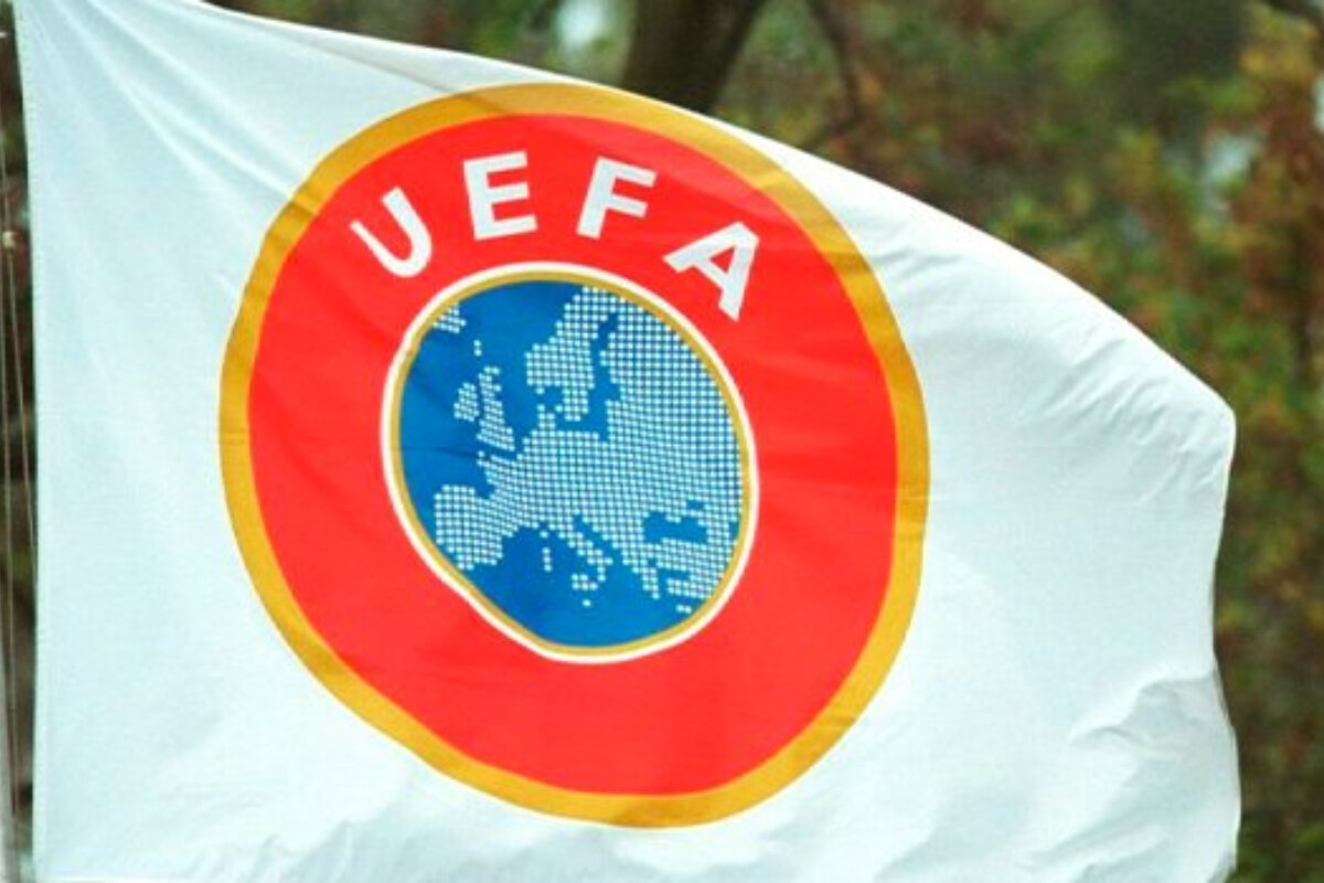 <p>Azərbaycanın UEFA reytinqindəki mövqeyi dəyişməyib</p>