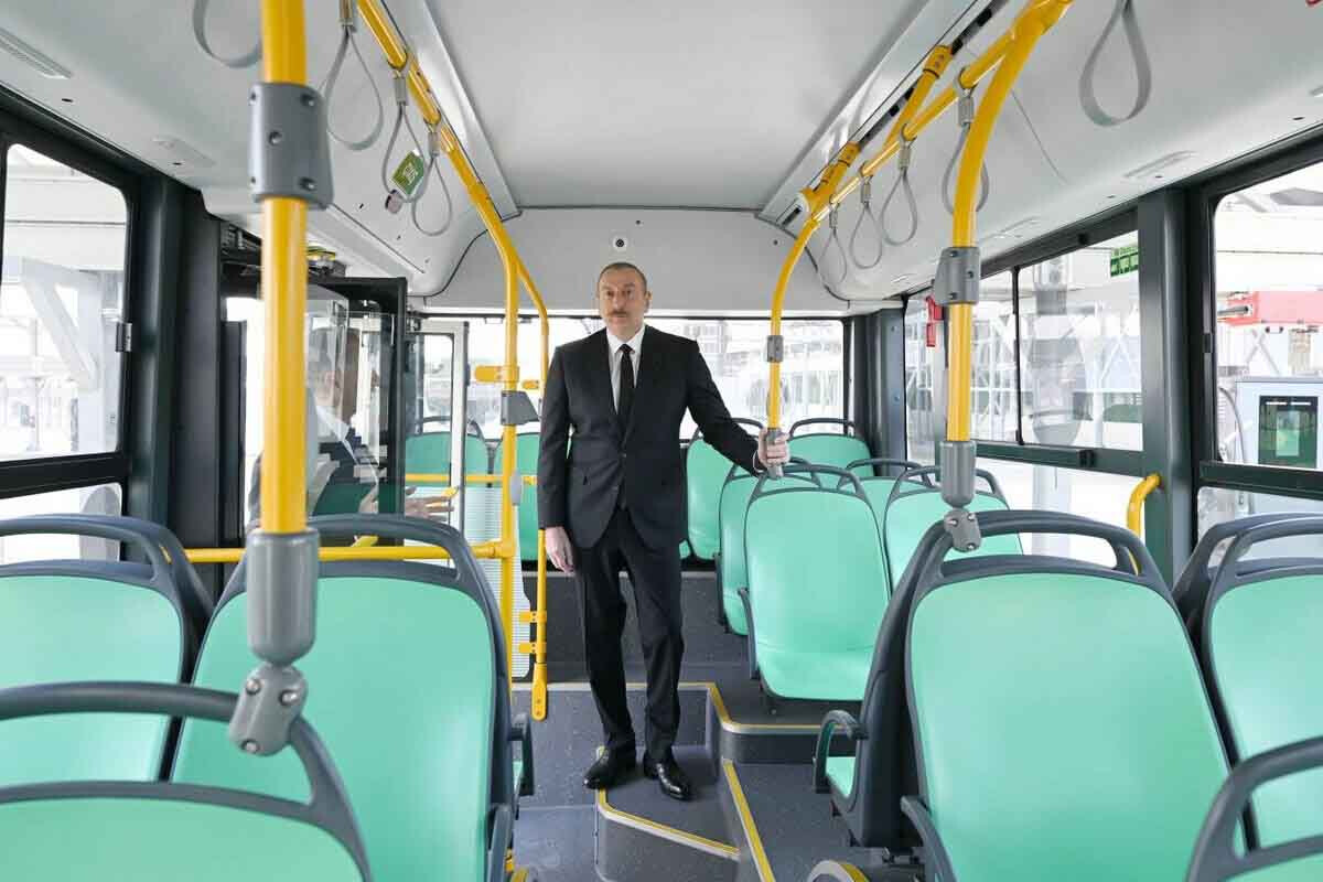 <p>Prezident Zığ Elektrik Avtobus Parkının fəaliyyəti ilə tanış olub</p> 