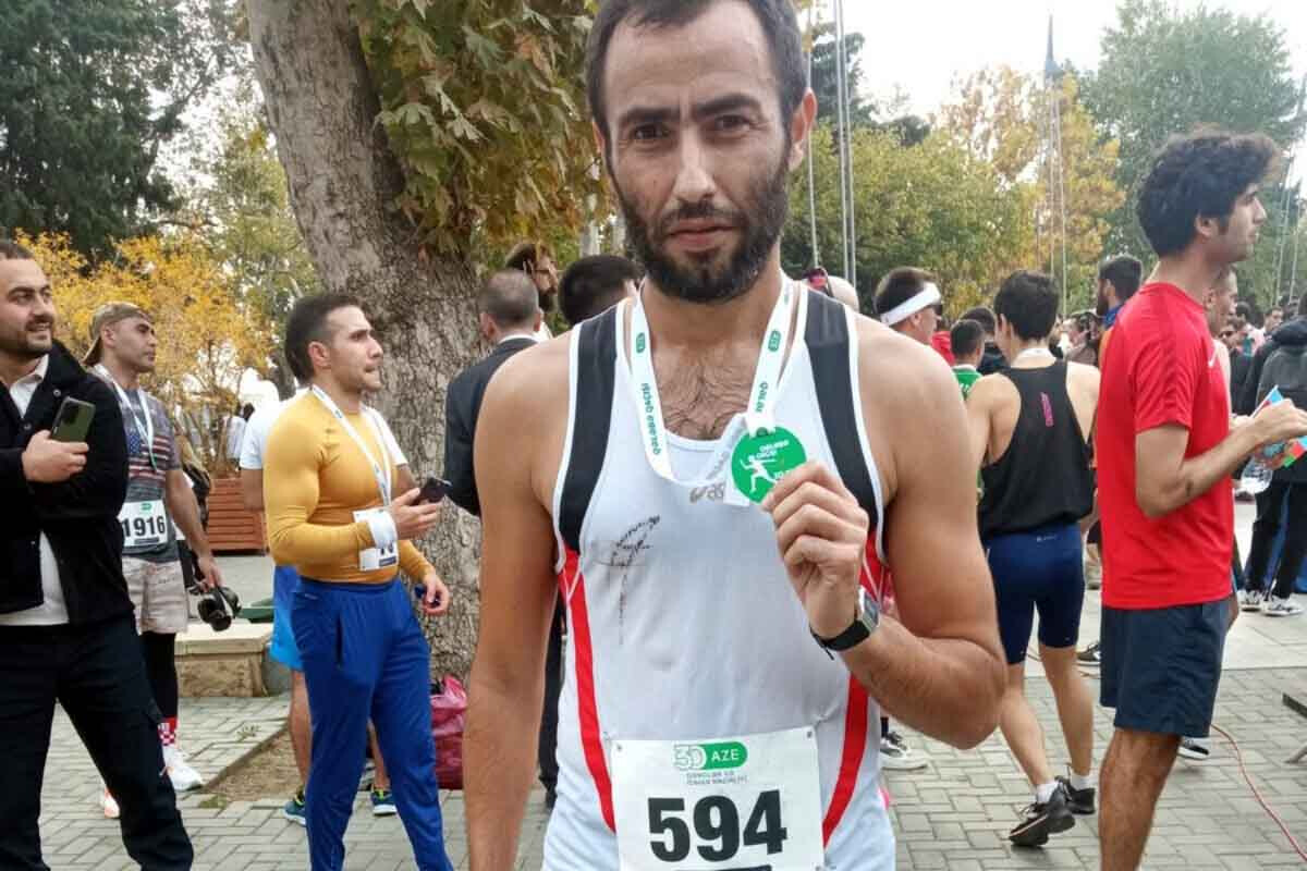 <p>"Qələbə qaçışı"nın qalibi Elman Abışov olub</p>