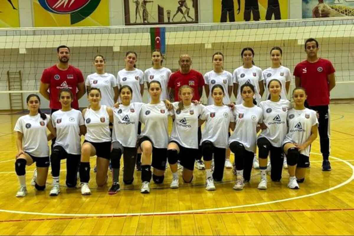 <p>Voleybolçu qızlardan ibarət U-16-ların EEVZA çempionatının təqvimi açıqlanıb </p>