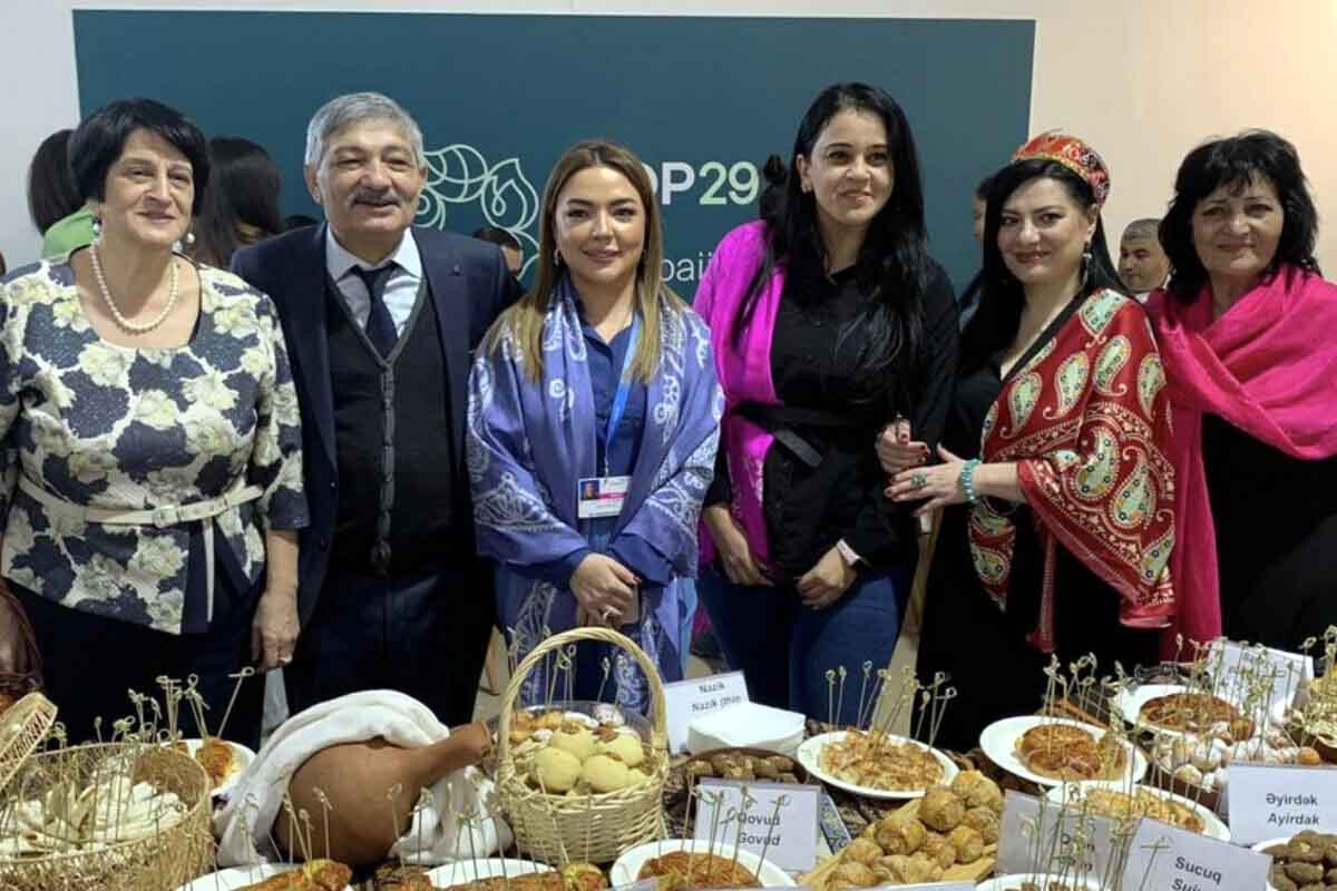 <p>Tahir Əmiraslanov: “Azərbaycan mətbəxinin şirin inciləri” Yaşıl Zonada</p>