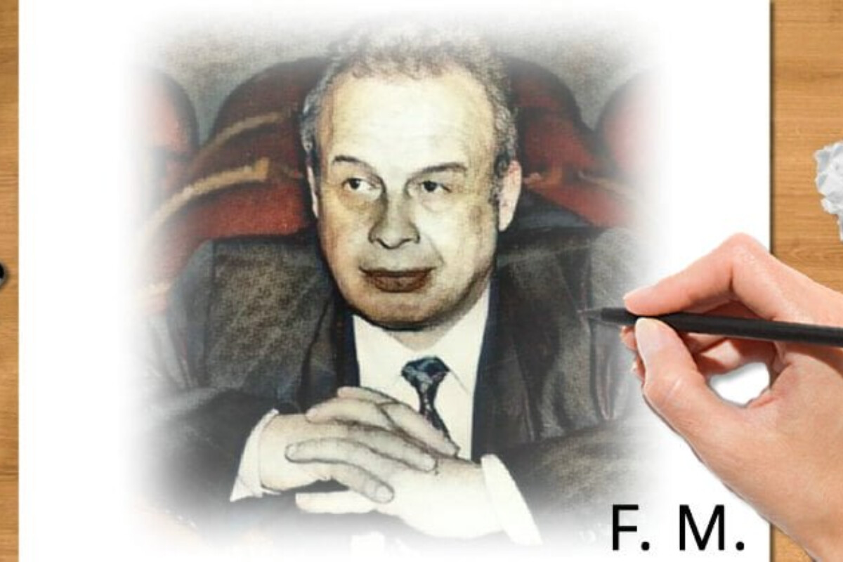 <p>Firuz Mustafa:&nbsp;Adam&nbsp;hərdən özünü öz baş daşından asmaq istəyir</p>